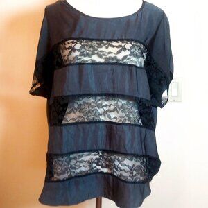 EXPRESS LACE STRIPE SIZE M LOOSE FIT BLOUSE